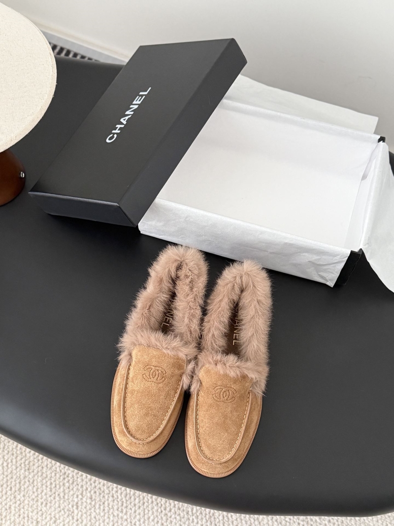 Ch**el loafers
